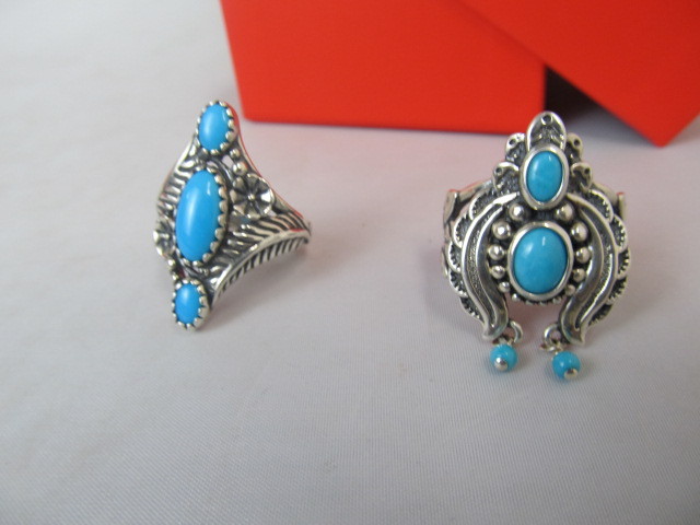 lot 17 image: 2 Sterling Silver & Turquoise Rings