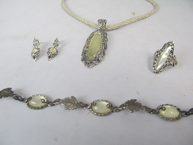 lot 40 image: Sterling Silver & Gemstone Pendant Necklace Bracelet Ring & Earrings