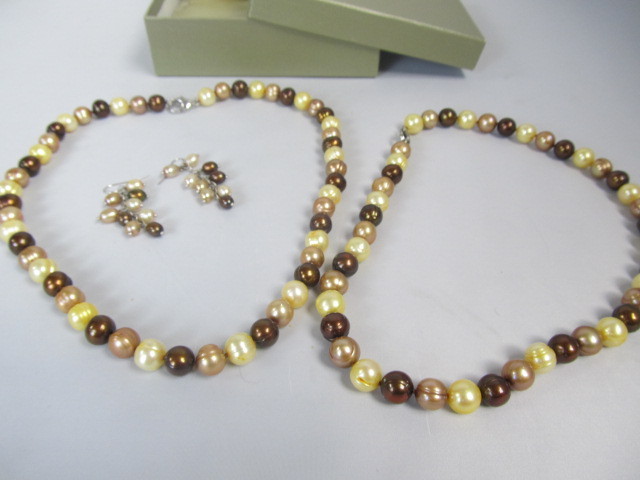 lot 101 image: 2 Honora Genuine Pearl Necklaces wEarrings