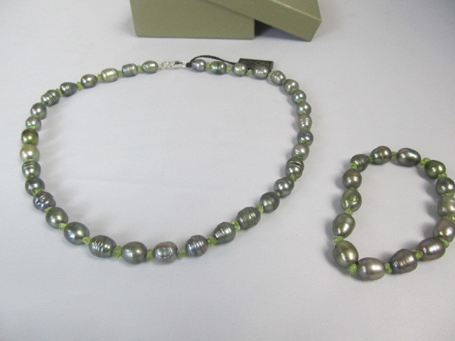 lot 105 image: Honora Genuine Pearl Necklace & Bracelet