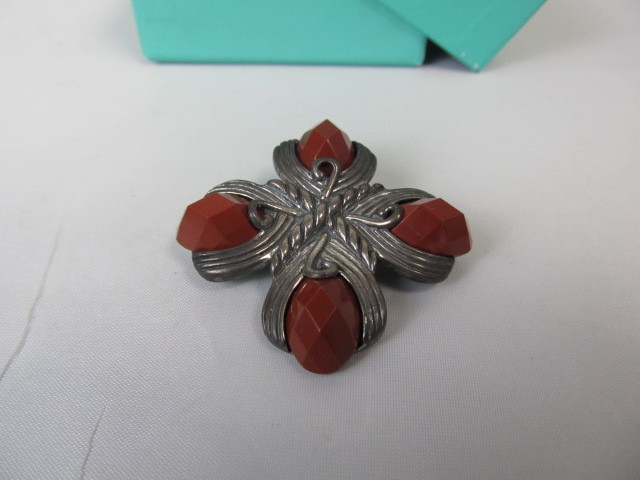 lot 163 image: Sterling Silver wCut Red Gemstone Cross Pendant