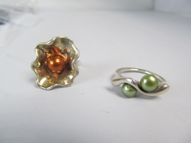 lot 263 image: 2 Hagit Gorali Sterling Silver & Pearl Rings