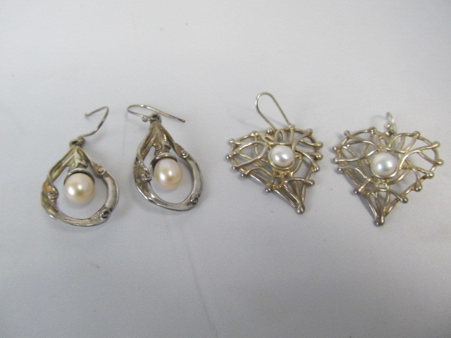 lot 264 image: 2 Hagit Gorali Sterling Silver & Pearl Earrings