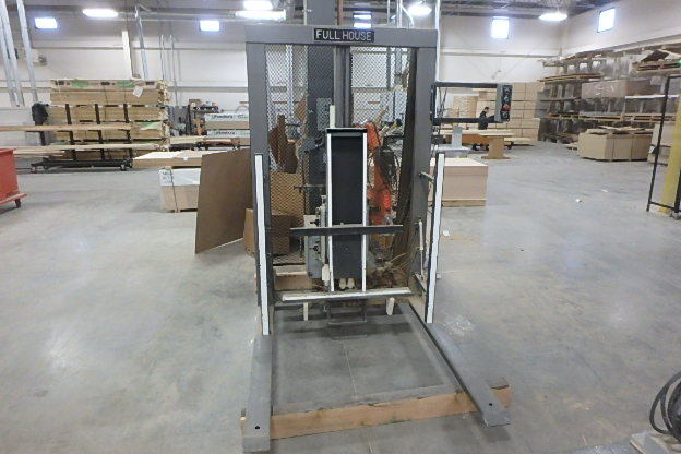 Full House Co. Vertical Loader, #DL 41308A