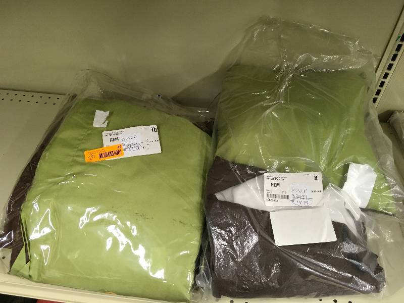 Alcove Solid Microfiber Twin & King Accessory Set