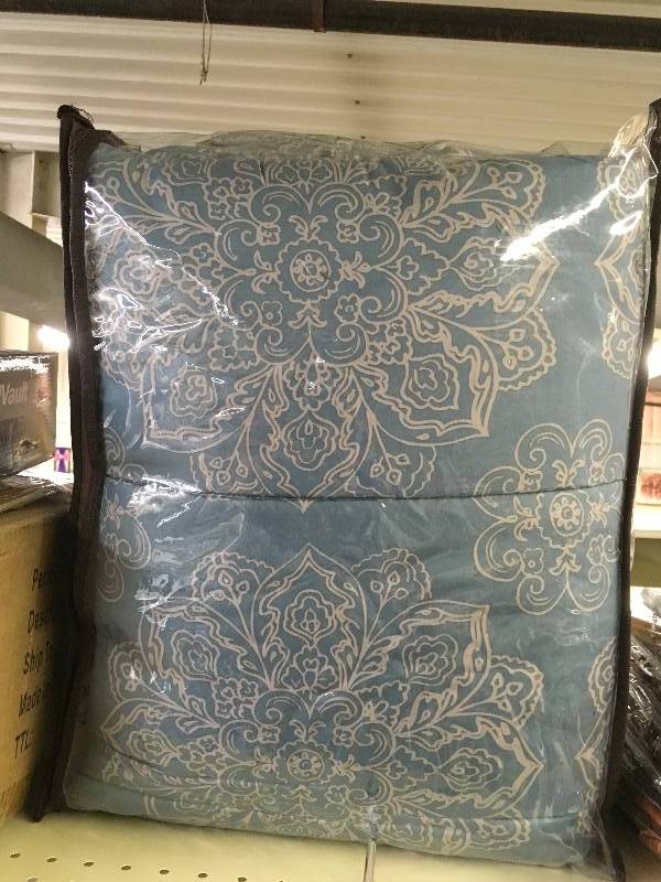 ALCOVE FULL SIZE COMFORTER