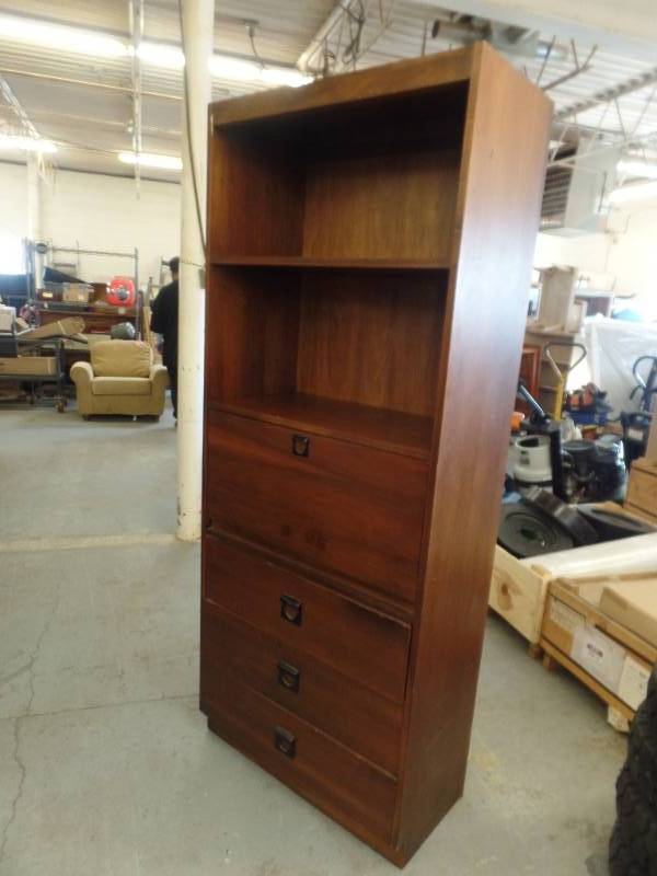 SECRETARY CABINET