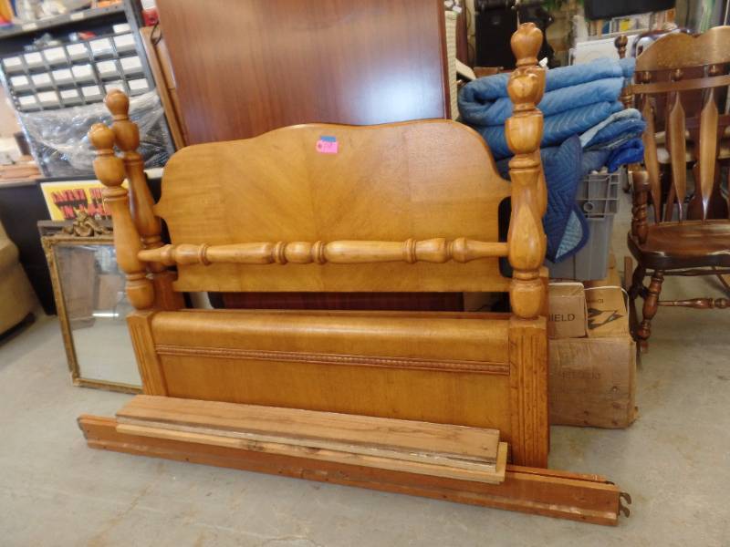 FULL SIZE 4 POSTER BED
