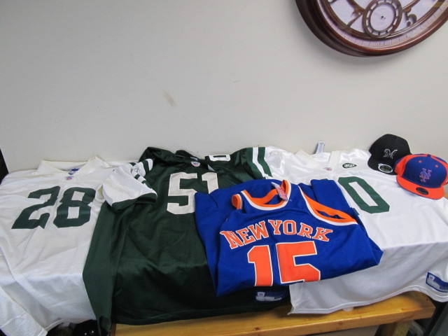 lot 49 image: Group of NEW YORK Sports Jerseys & Hats