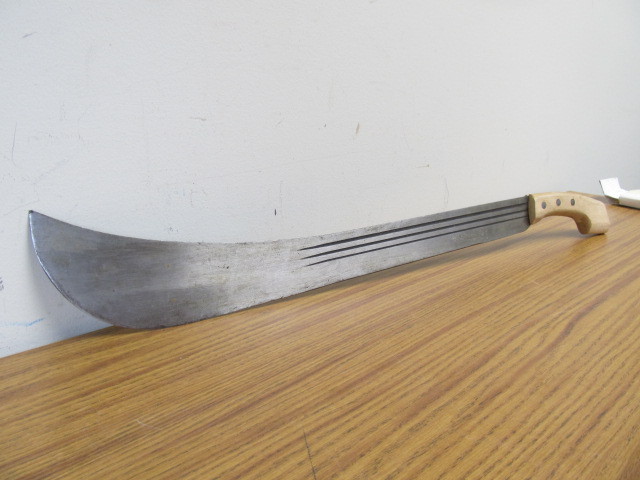 lot 51 image: LARGE Vintage Martindale Machete