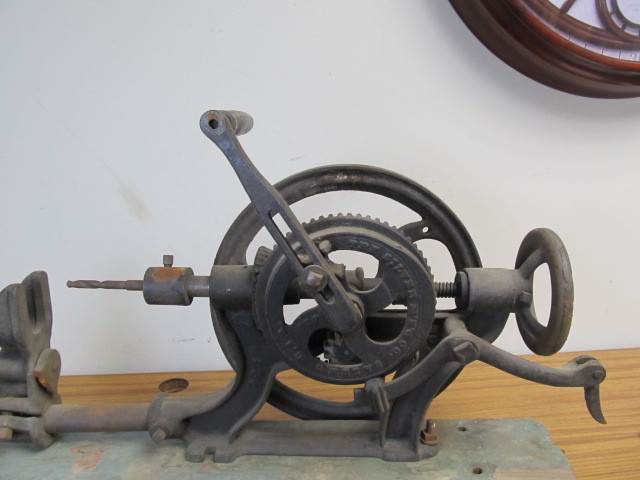 Antique Cast Iron SILVER MFG CO Post 