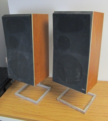bang and olufsen floor speakers