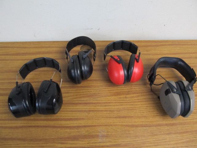 lot 135 image: 4 Sets of Shooting Ear Protection Headsets