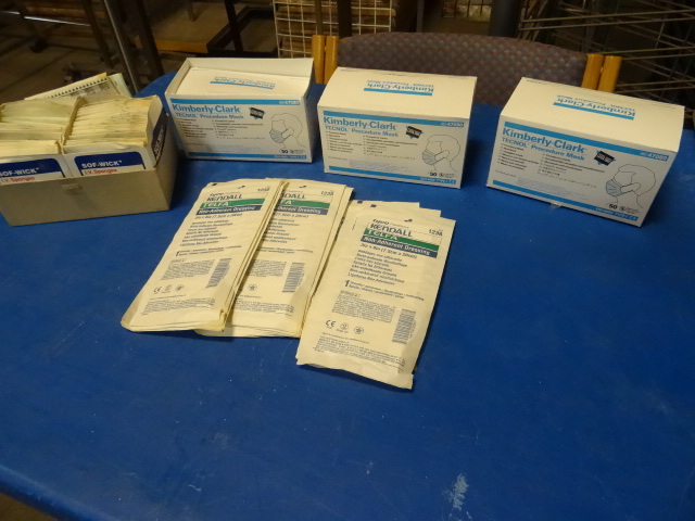 Surgical masks. Dressing. IV sponge...