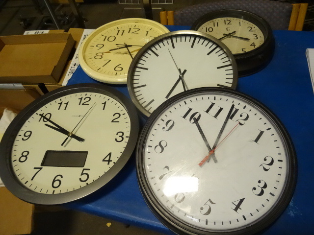 Misc wall clocks...