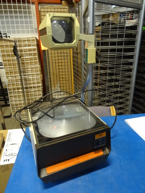 3M 429 over head projector. ...