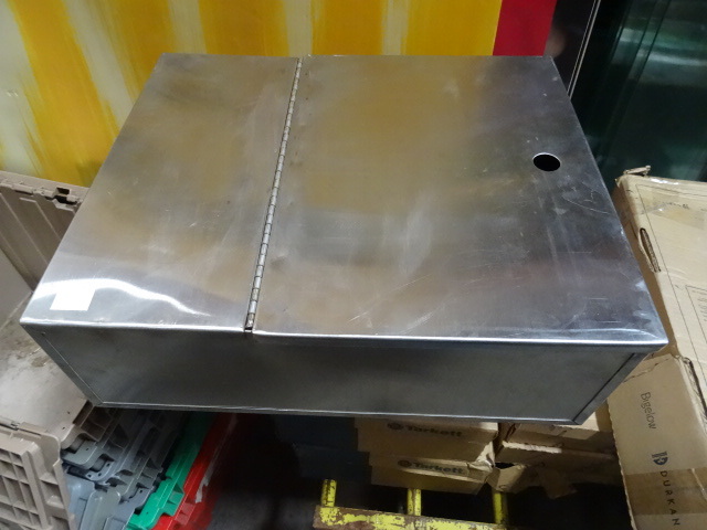 Stainless box with door. 17 x 21 x ...