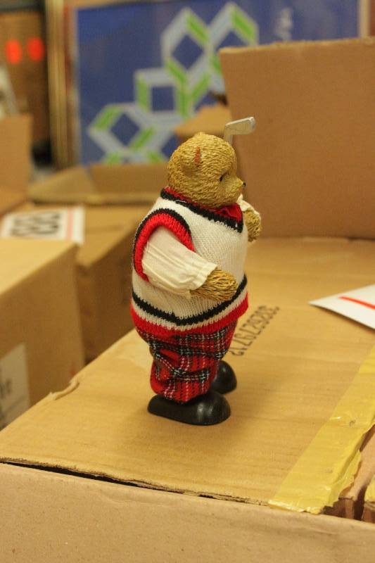 96 Golf Bear Figures