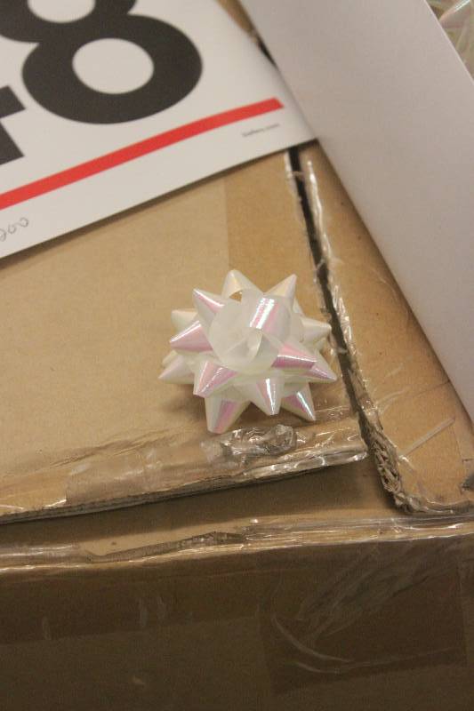 3,200 Metallic Opal 2 Star Bows