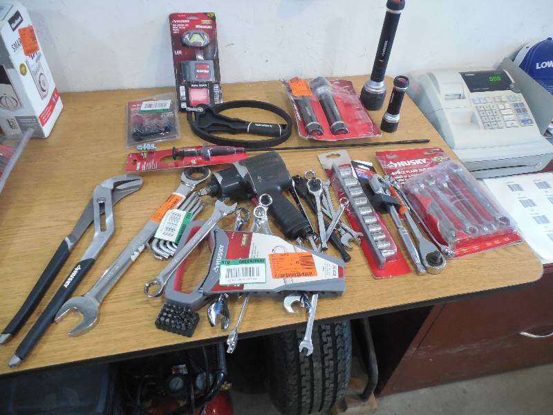 MASSIVE HUSKY TOOL LOT