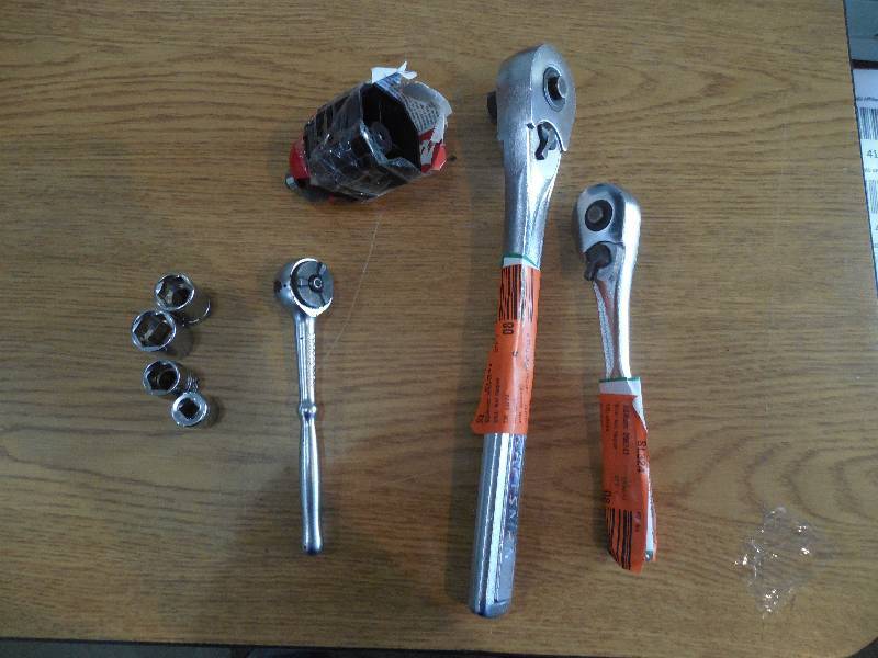 TOOL LOT