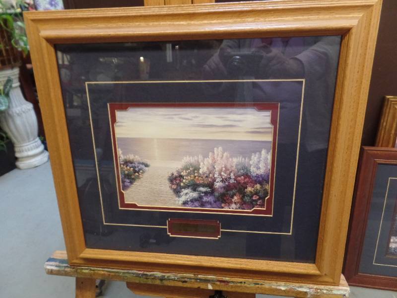 lot 224 image: FLORAL PRINT