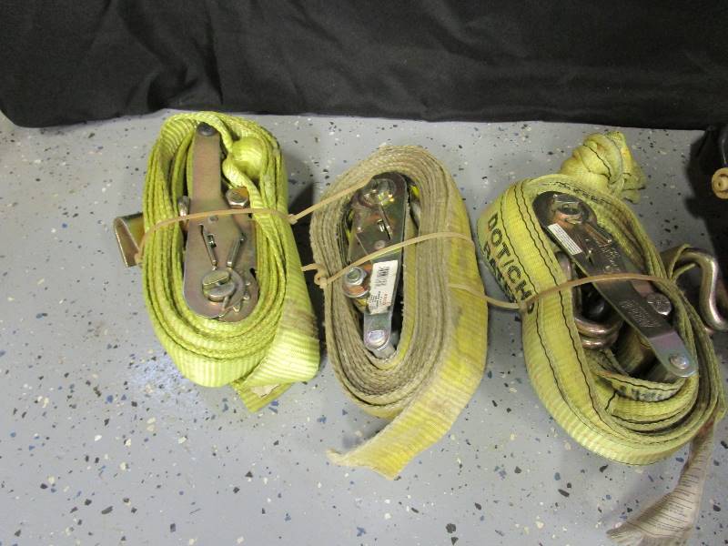 lot 27 image: Ratchet Straps, Welding Helmet & Electric Fence Supplies
