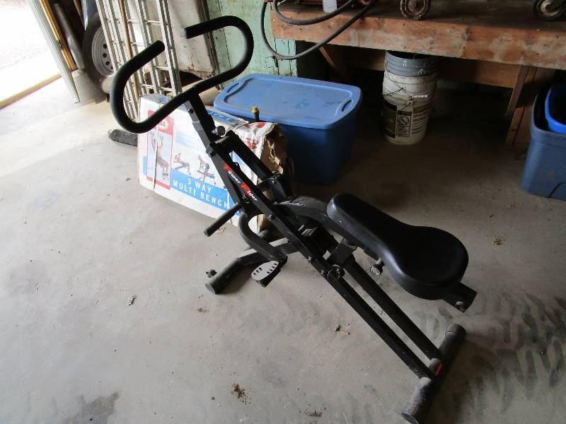 lot 45 image: Exercise Machine & Weight Bench