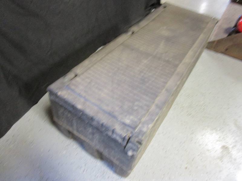 lot 44 image: Pickup Toolbox