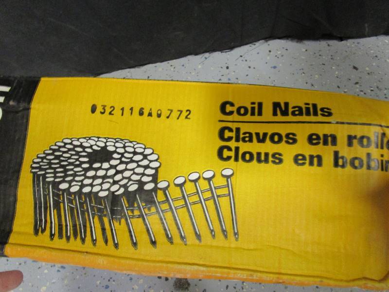 lot 49 image: (New) Box of 3,600 Nails