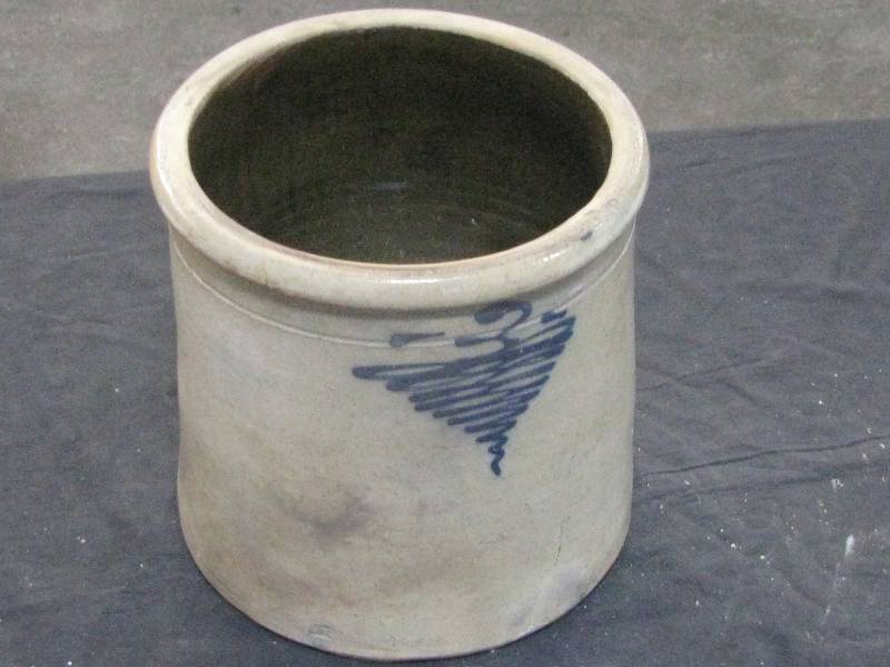 lot 4 image: Red Wing 2gl Salt Glaze Crock wTornado Design