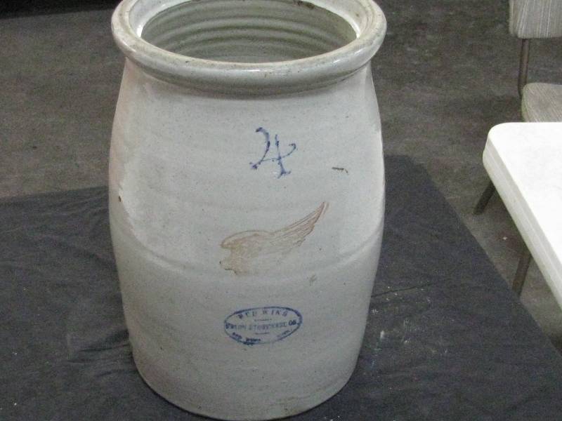 lot 6 image: Red Wing 4gl Large Wing Crock Butter Churn