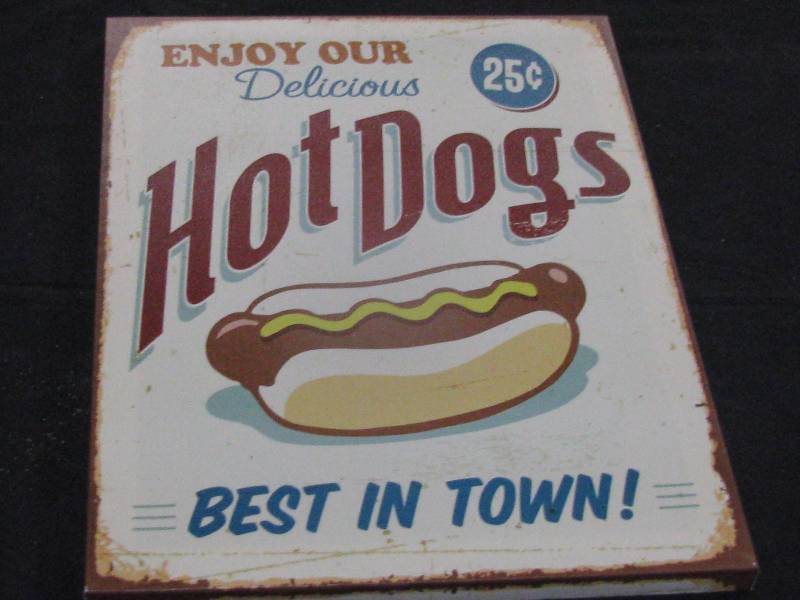 lot 81 image: Hot Dog Sign