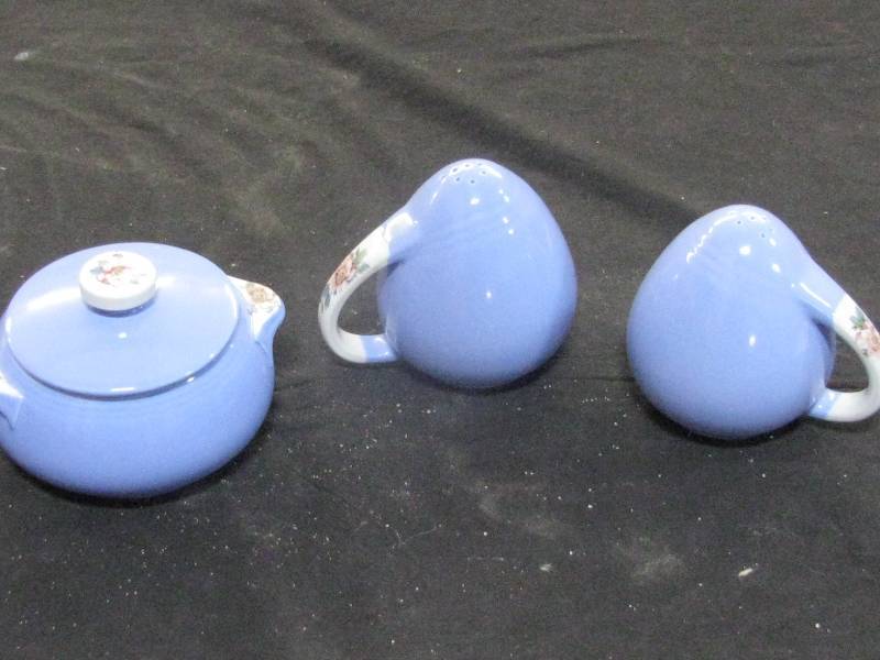 lot 90 image: Hall Pottery
