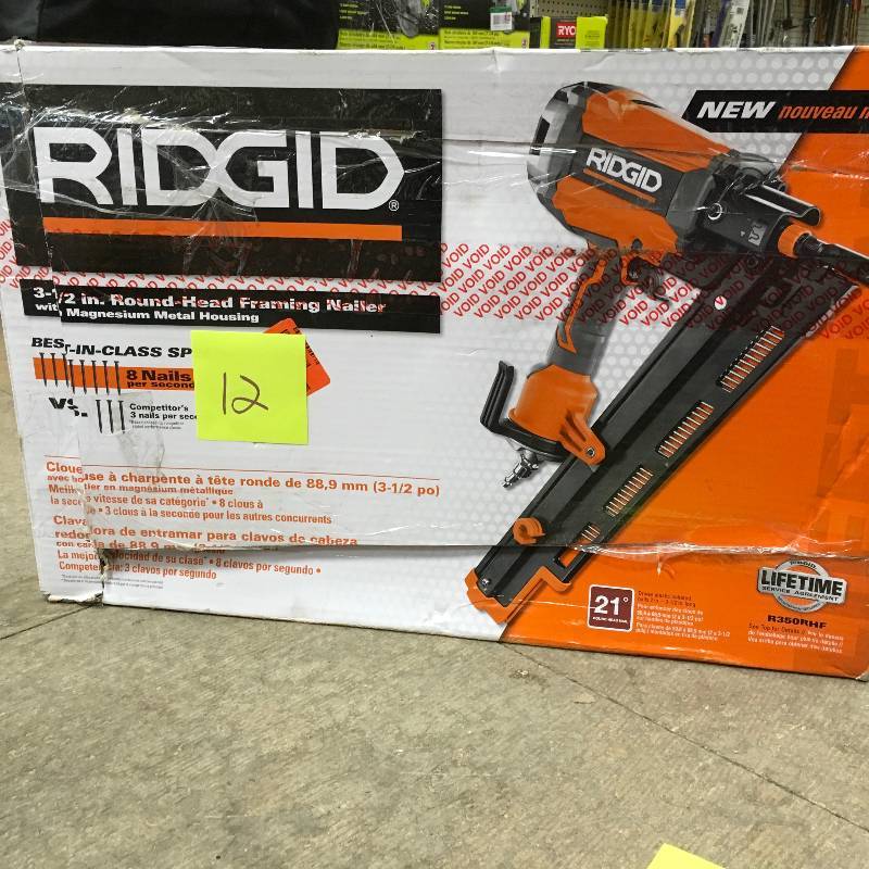 Ridgid 3-12 in. Round Head Framing Nailer with Magnesium Housing in workin g conditions
