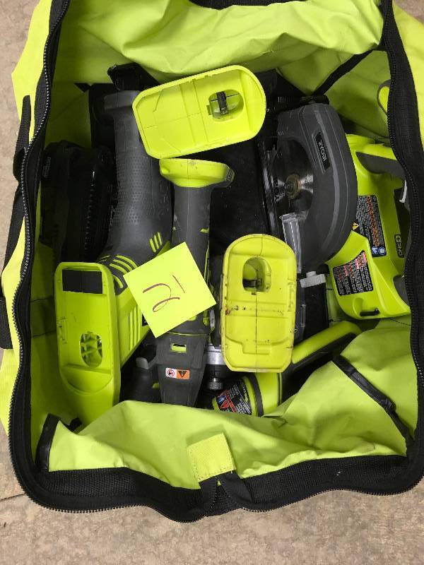 Ryobi 18-Volt One Lithium-Ion Ultimate Combo Kit (6 Tool) in working conditions