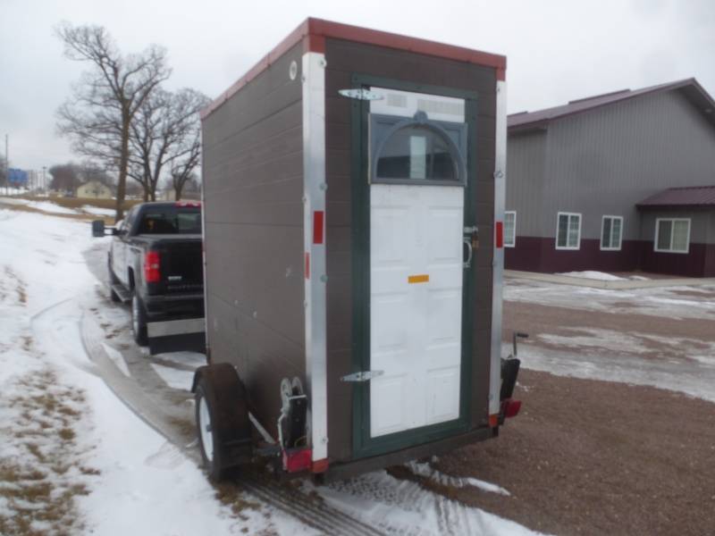 Portable Spear House 4 x 8