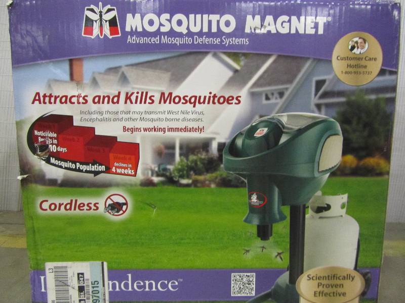 lot 82 image: Mosquito Magnet 1-acre Independence Mosquito Trap