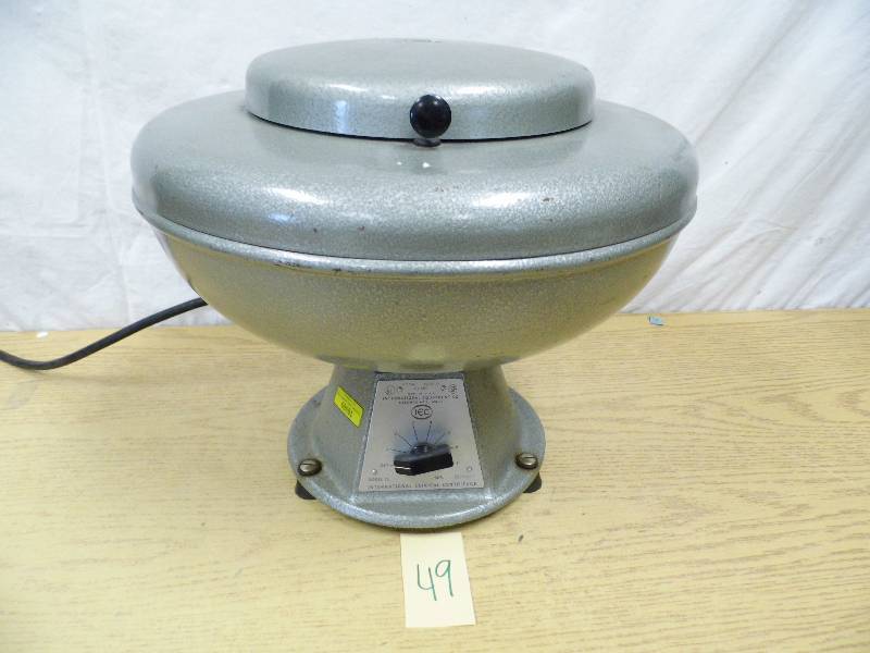 lot 49 image: Centrifuge