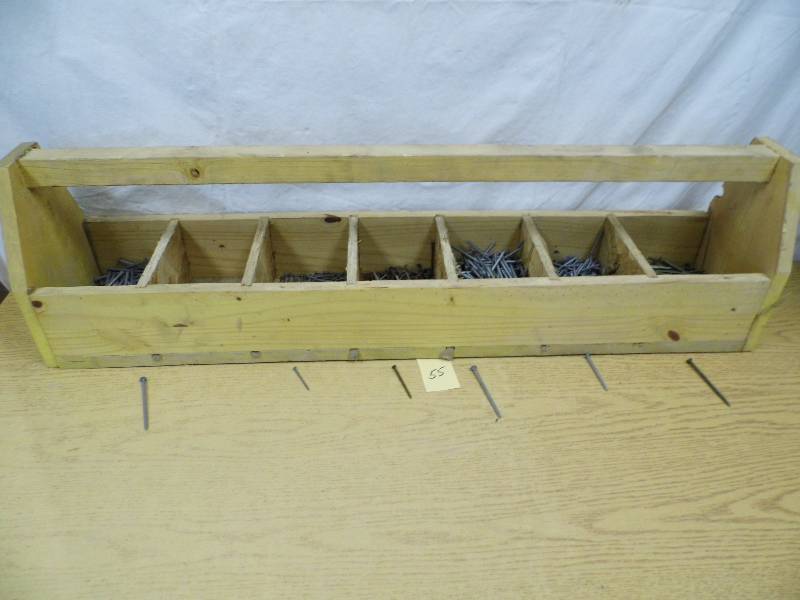 lot 55 image: Caddy w Assorted Nails