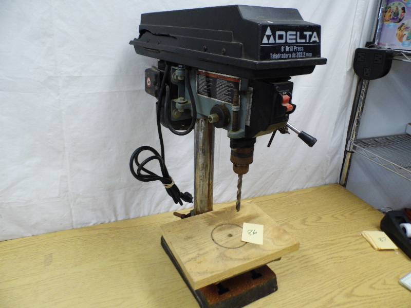lot 86 image: Delta 8 Drill Press