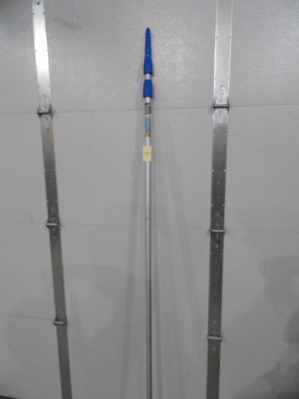 lot 92 image: Extension Pole