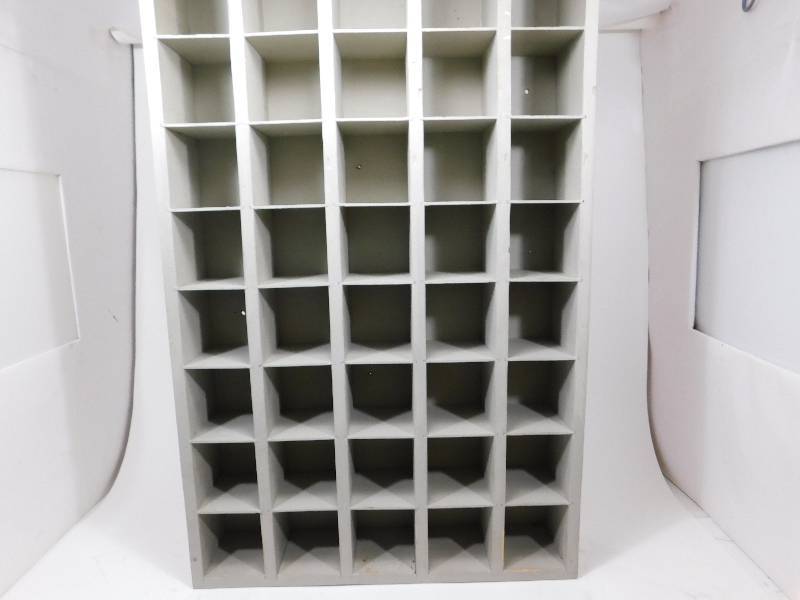 lot 25 image: Storage Cabinet
