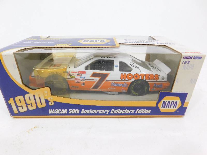 lot 82 image: 1992 Alan Kulwicki Action Diecast
