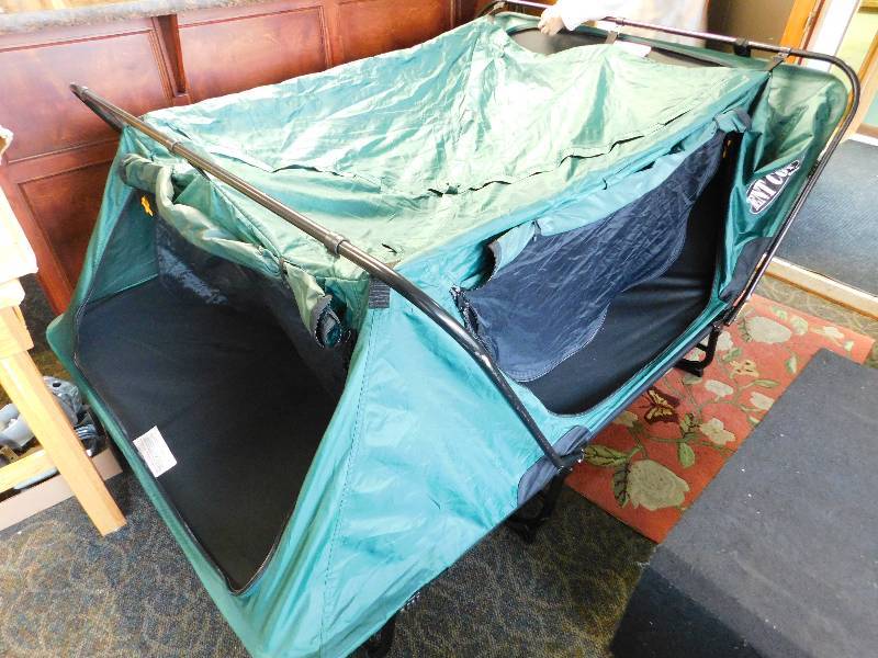 lot 37 image: Kamp-Rite Tent Cot and Cover
