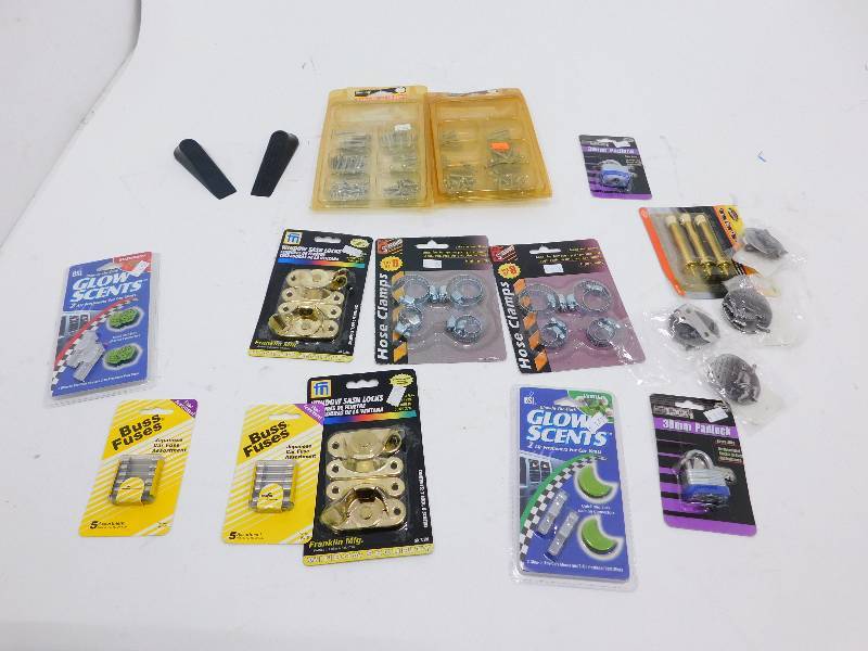 lot 48 image: Lot of Misc Hardware