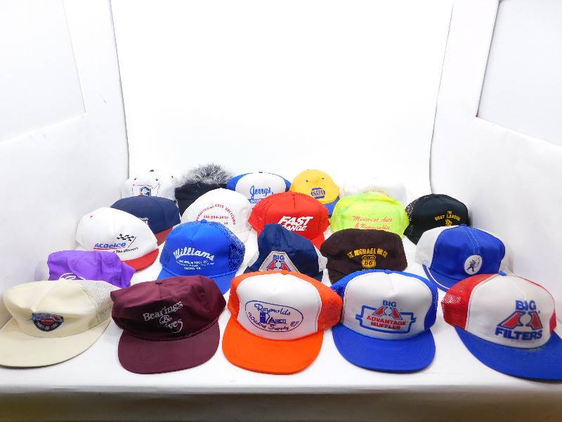 lot 54 image: Lot Of Baseball Caps