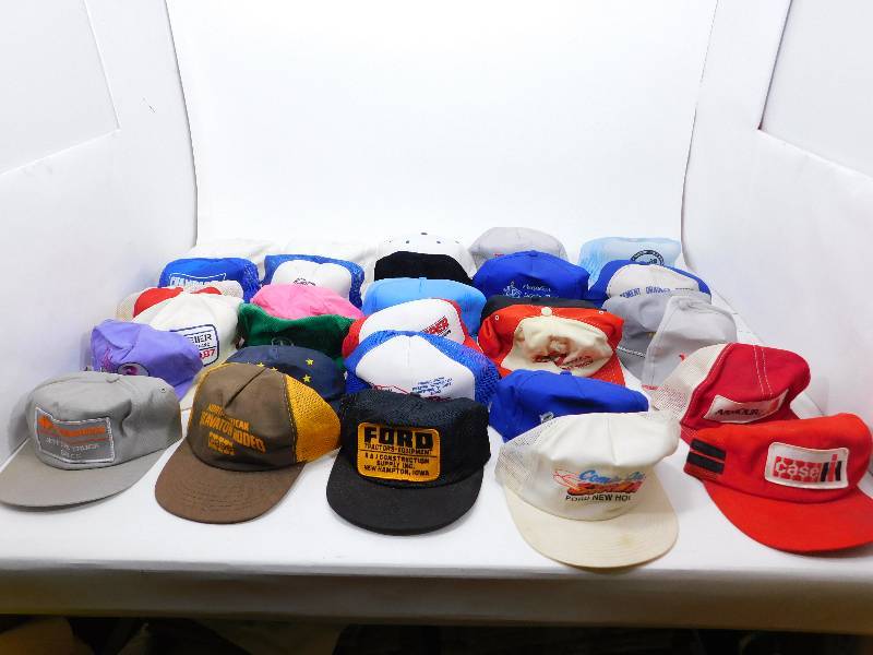 lot 60 image: Lot Of Baseball Caps