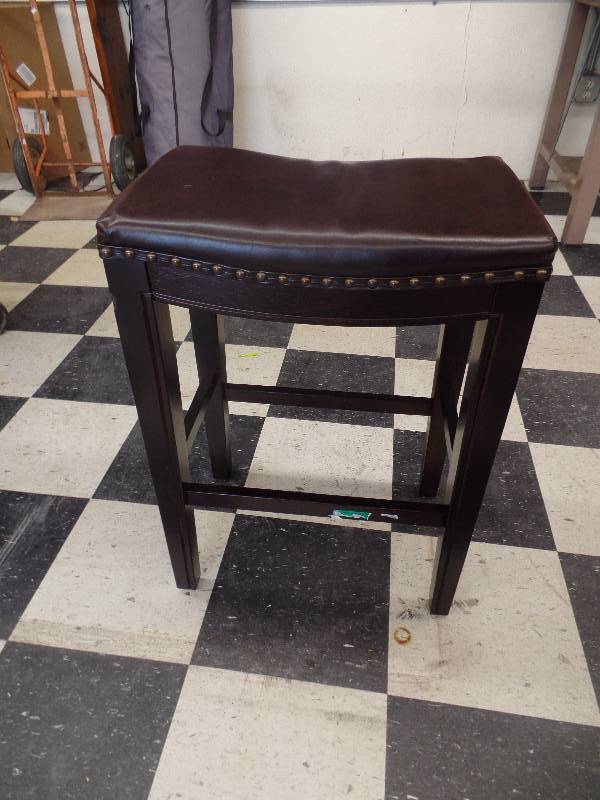 30 inch Saddle Stool