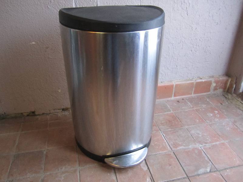 lot 30 image: Stainless Steel Half Round Step Can...